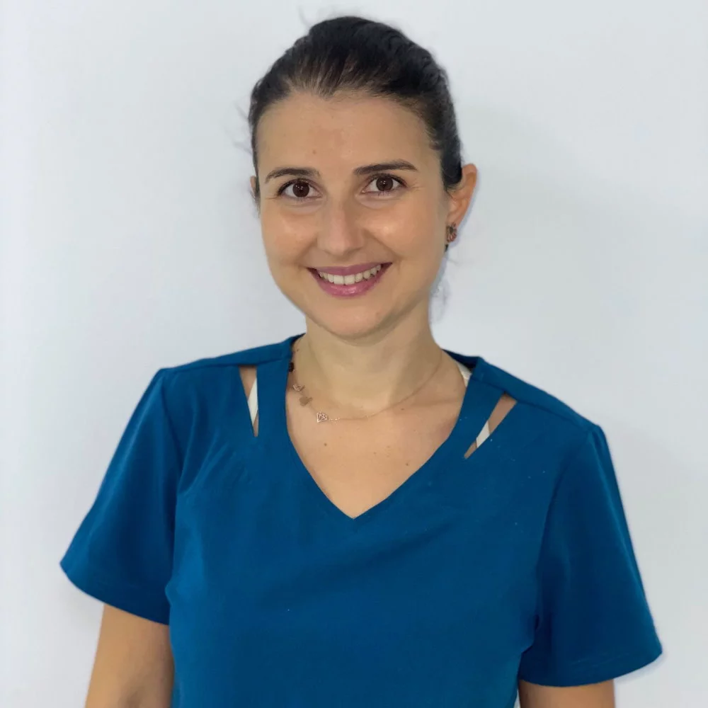 Dr. Chitescu Cristina Camelia - Medic specialist ortodont