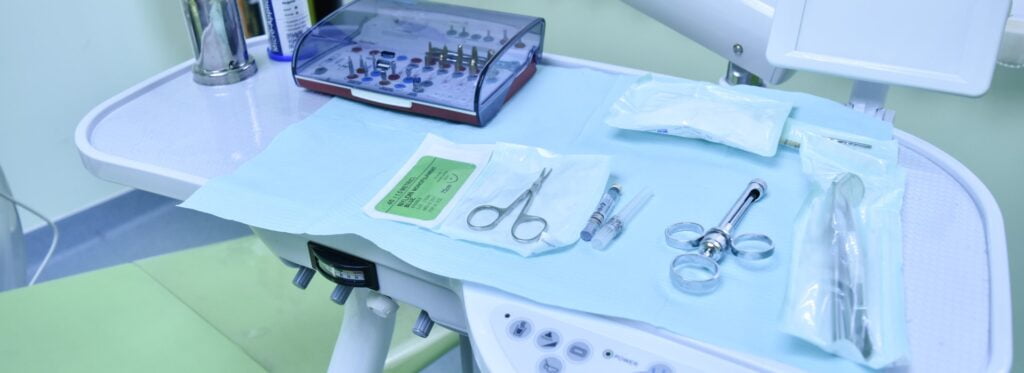 Instrumentar medic stomatolog