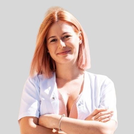 Dr. Andreea Padure - Clinica SyroDent Bucuresti